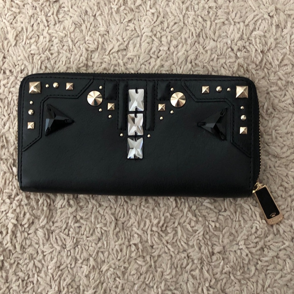 Authennic Juicy Couture Black leather Wallet with Gold Studs